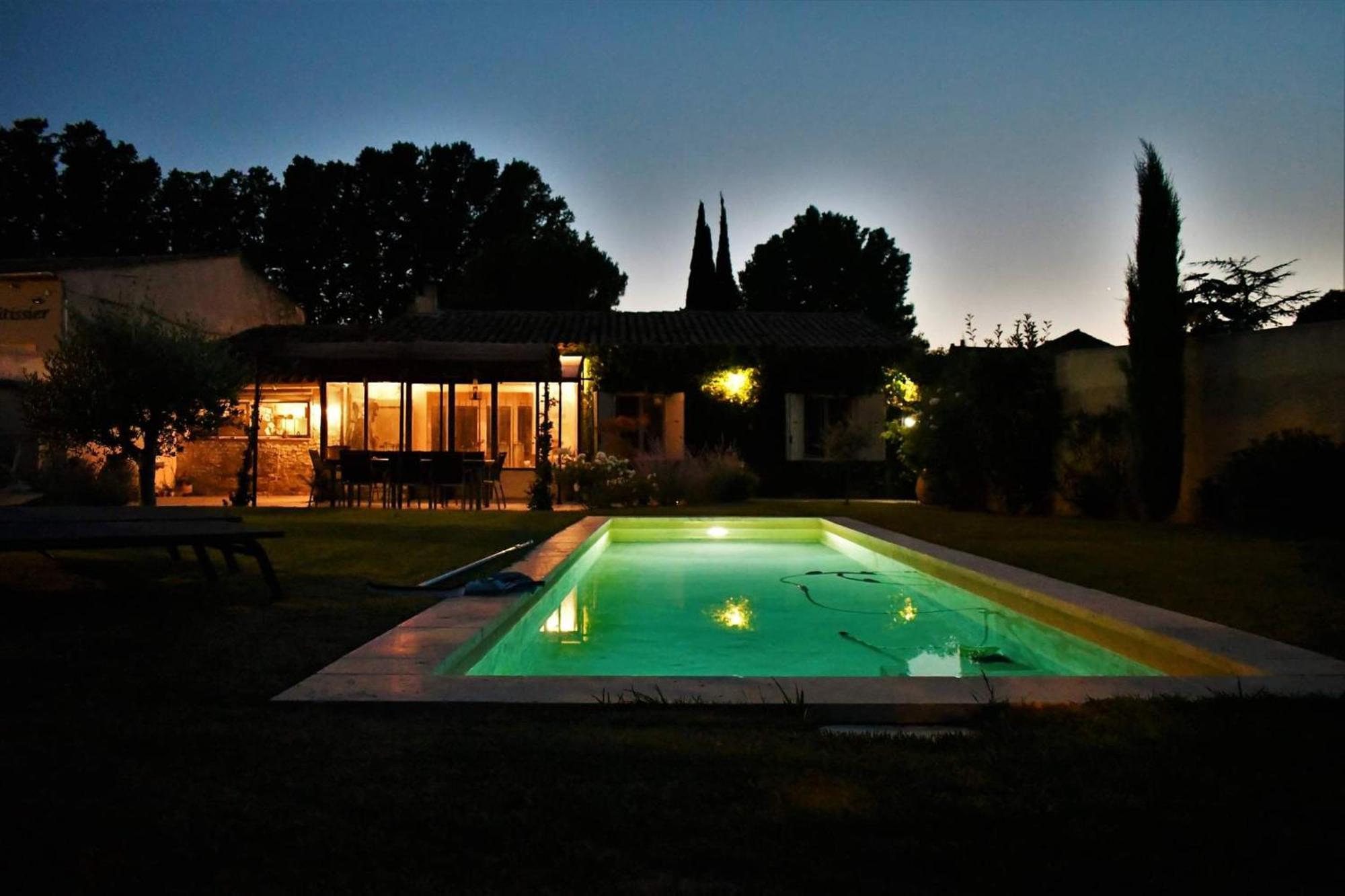 Le Chat Sur Le Toit Lourmarin Exterior photo